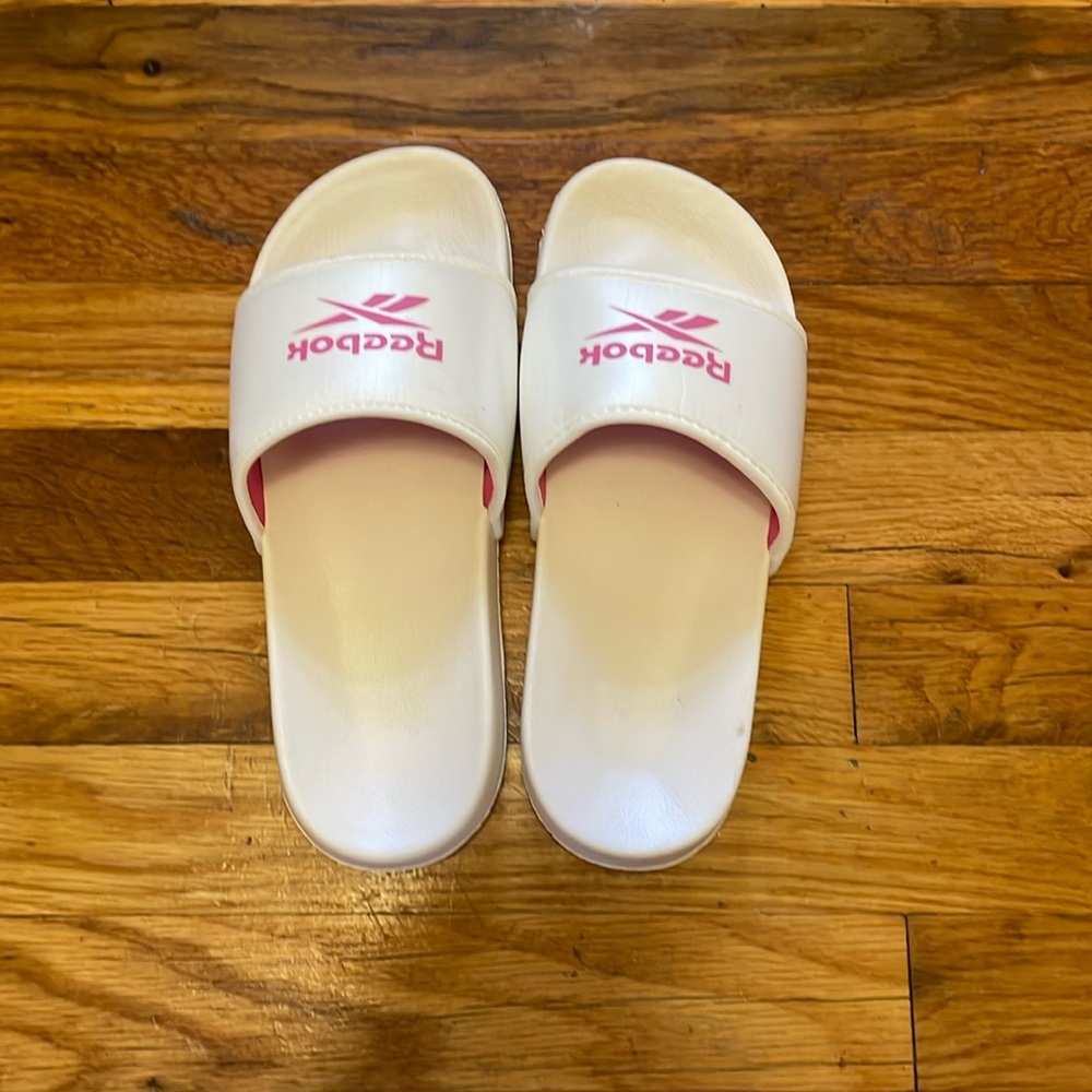 Reebok slides never used